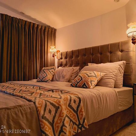 Celestia Boutique Inn - Boutique Stay Overlooking Jerash Ruins จีราช ภายนอก รูปภาพ