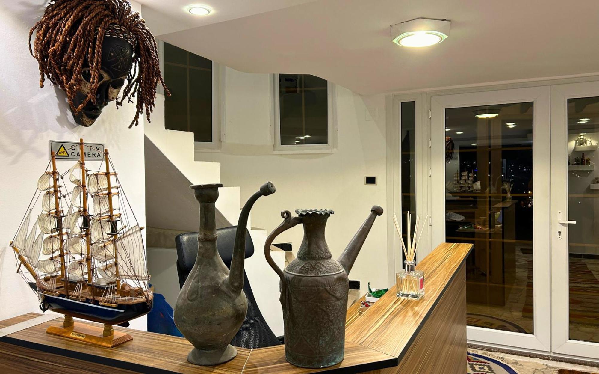 Celestia Boutique Inn - Boutique Stay Overlooking Jerash Ruins จีราช ภายนอก รูปภาพ