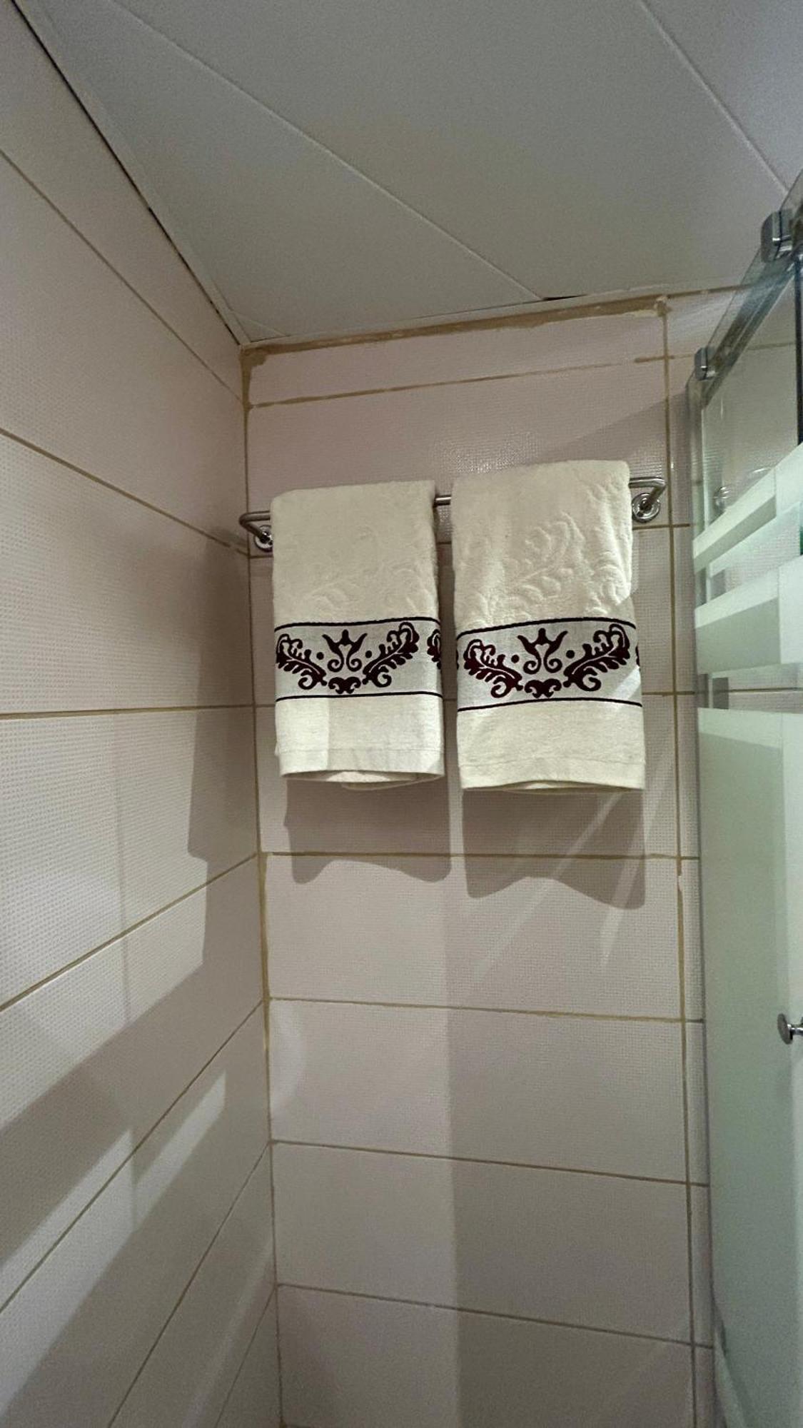 Celestia Boutique Inn - Boutique Stay Overlooking Jerash Ruins จีราช ห้อง รูปภาพ