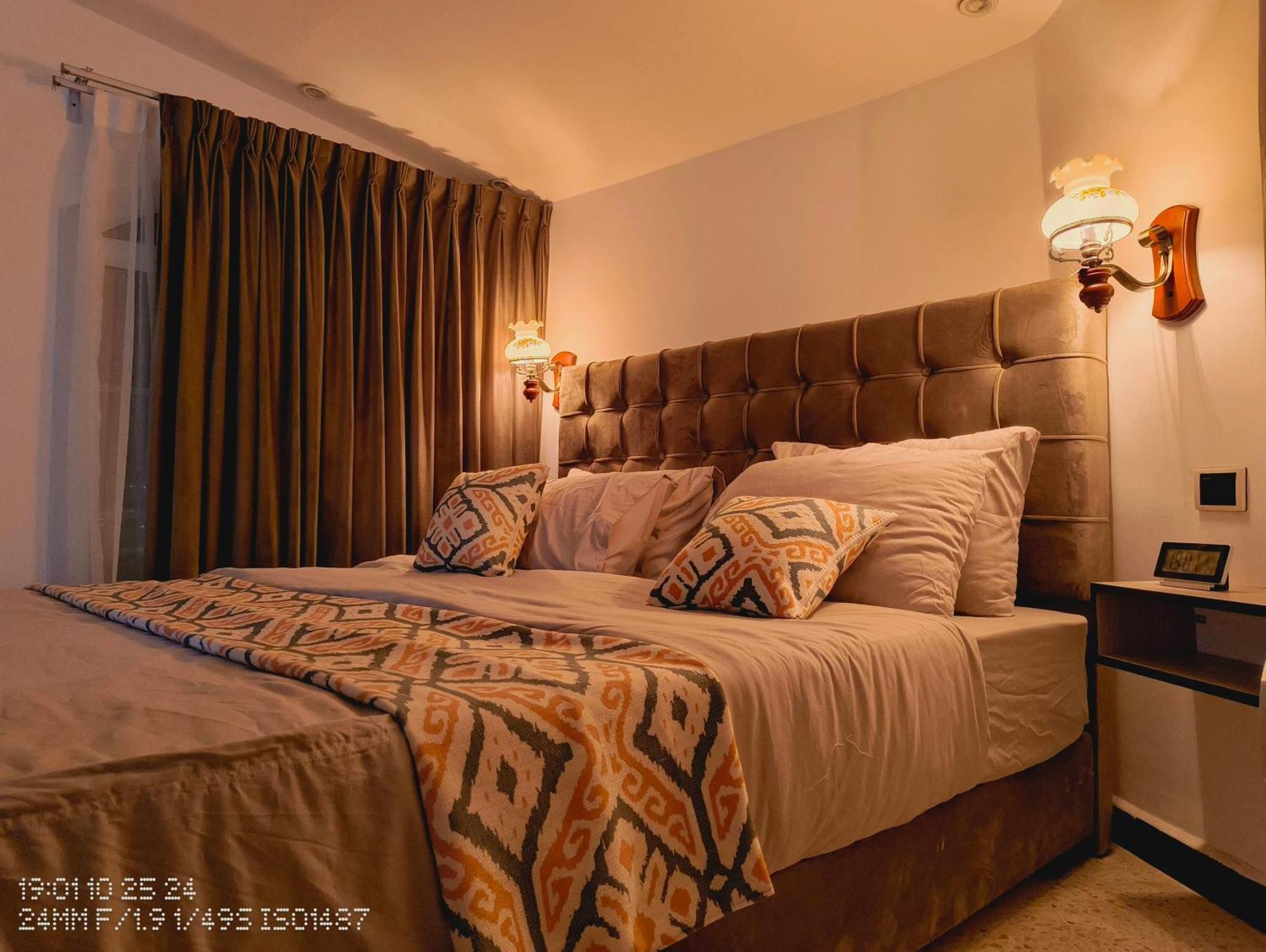 Celestia Boutique Inn - Boutique Stay Overlooking Jerash Ruins จีราช ภายนอก รูปภาพ